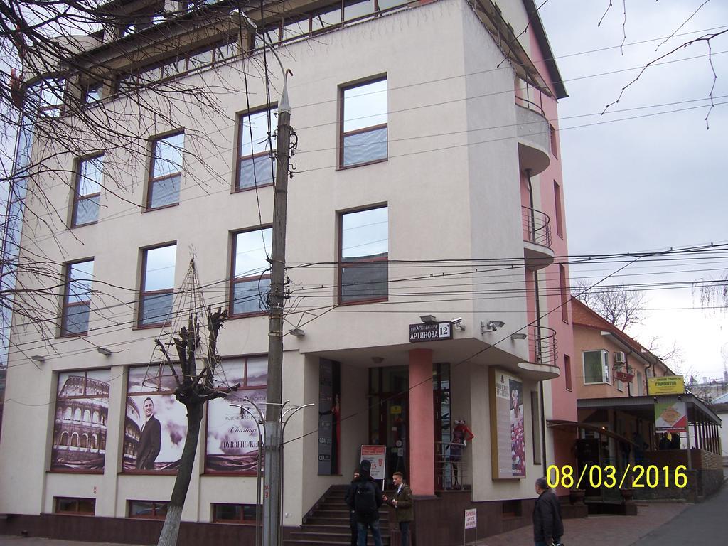 Apartment In Zentrum Skandi วินนิตซา ภายนอก รูปภาพ